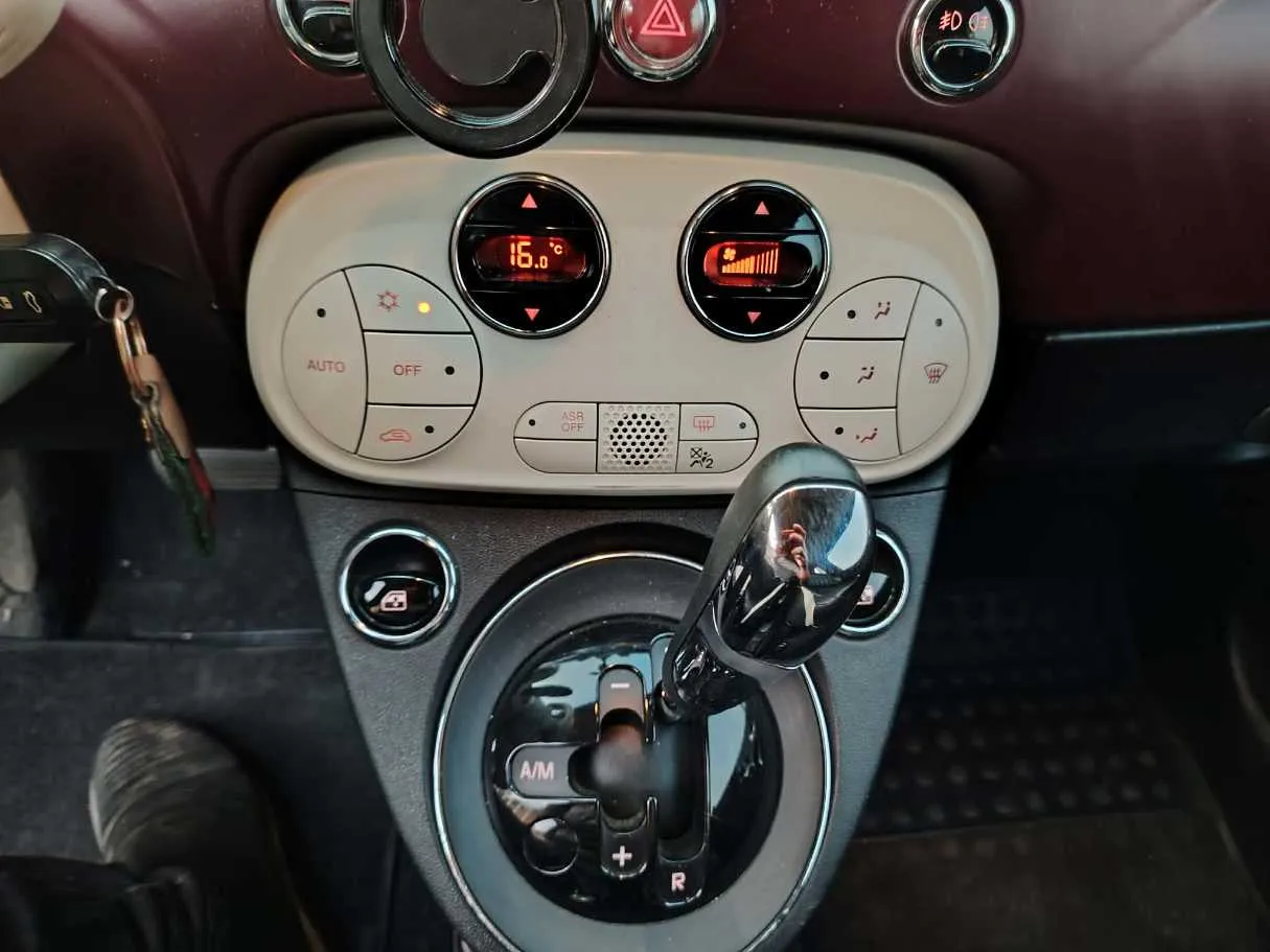 Car image 31