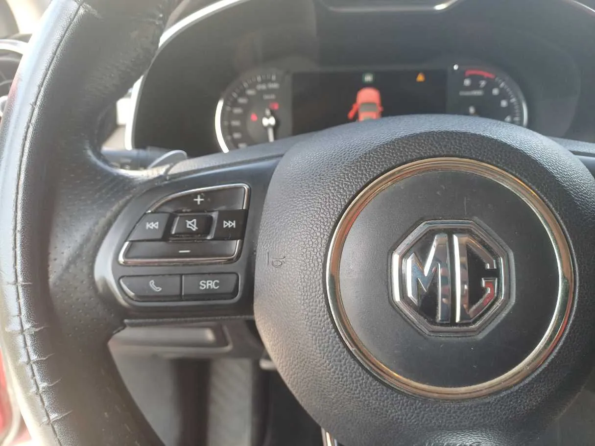 Car image 20