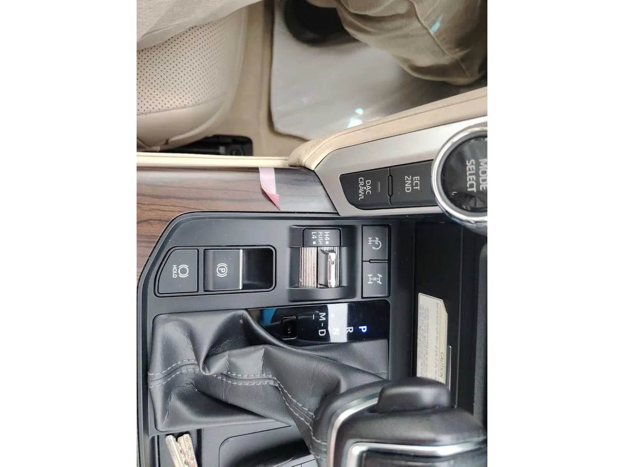 Car image 42