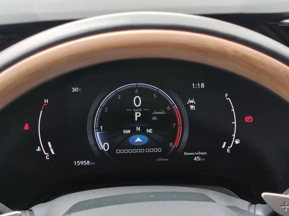 Car image 26