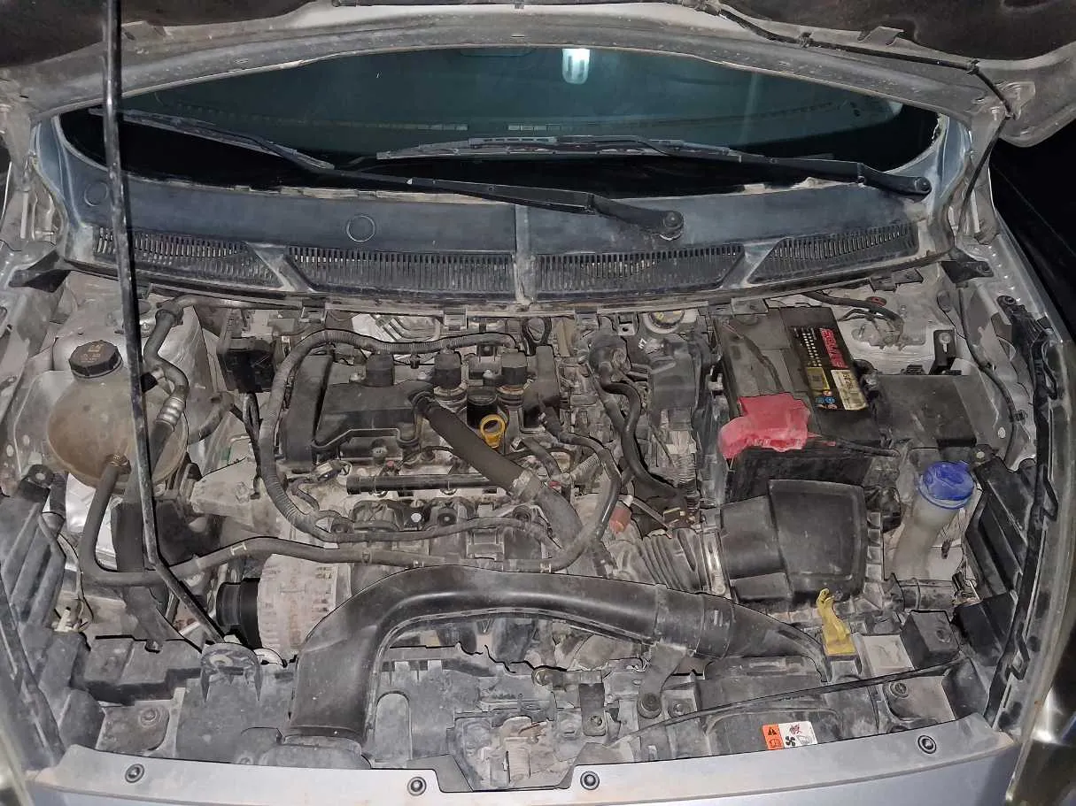 Car image 22