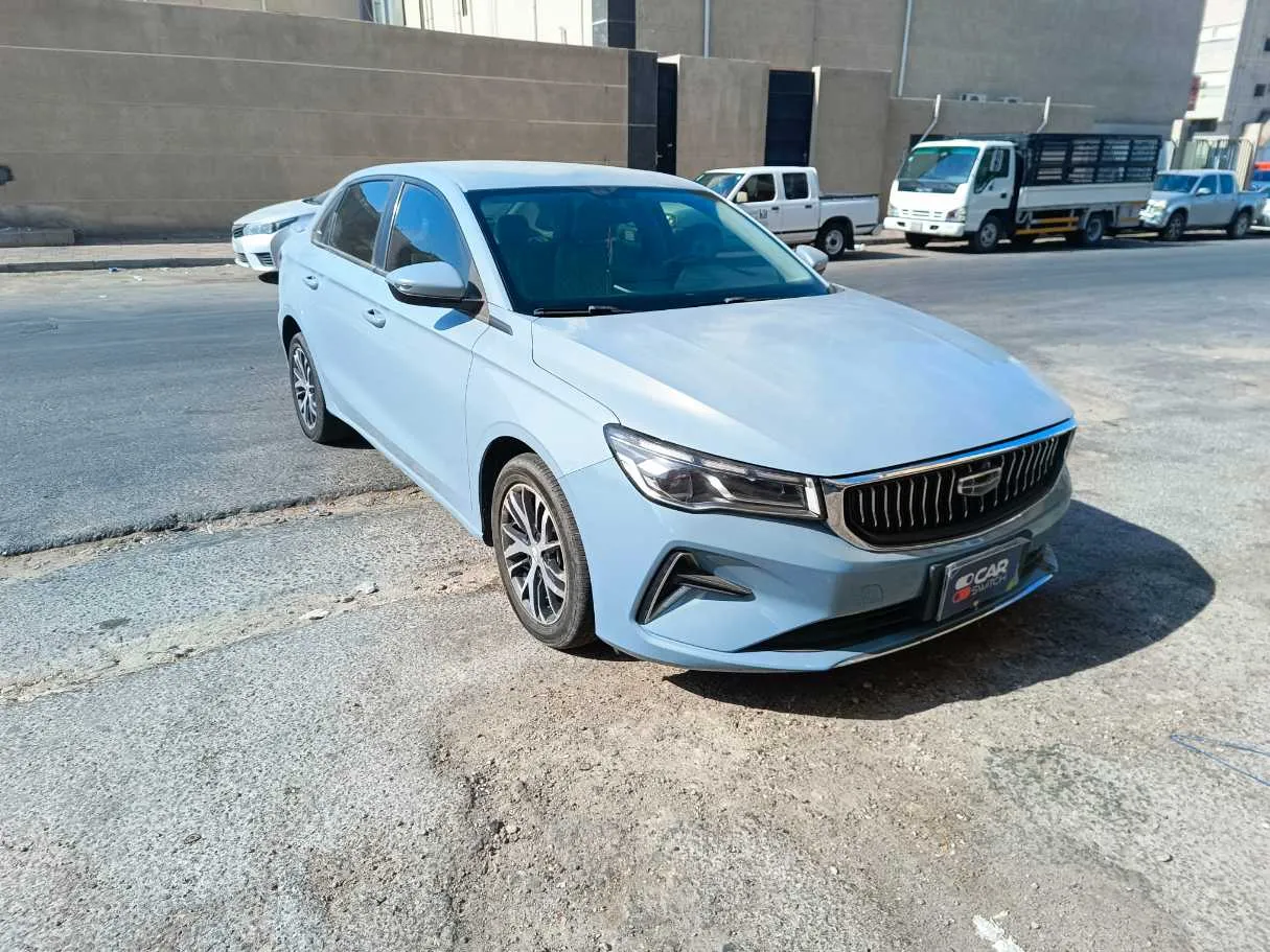 Car image 3