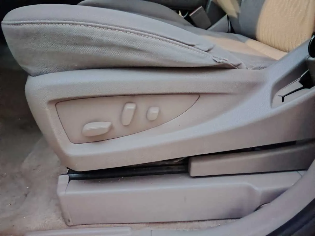Car image 39