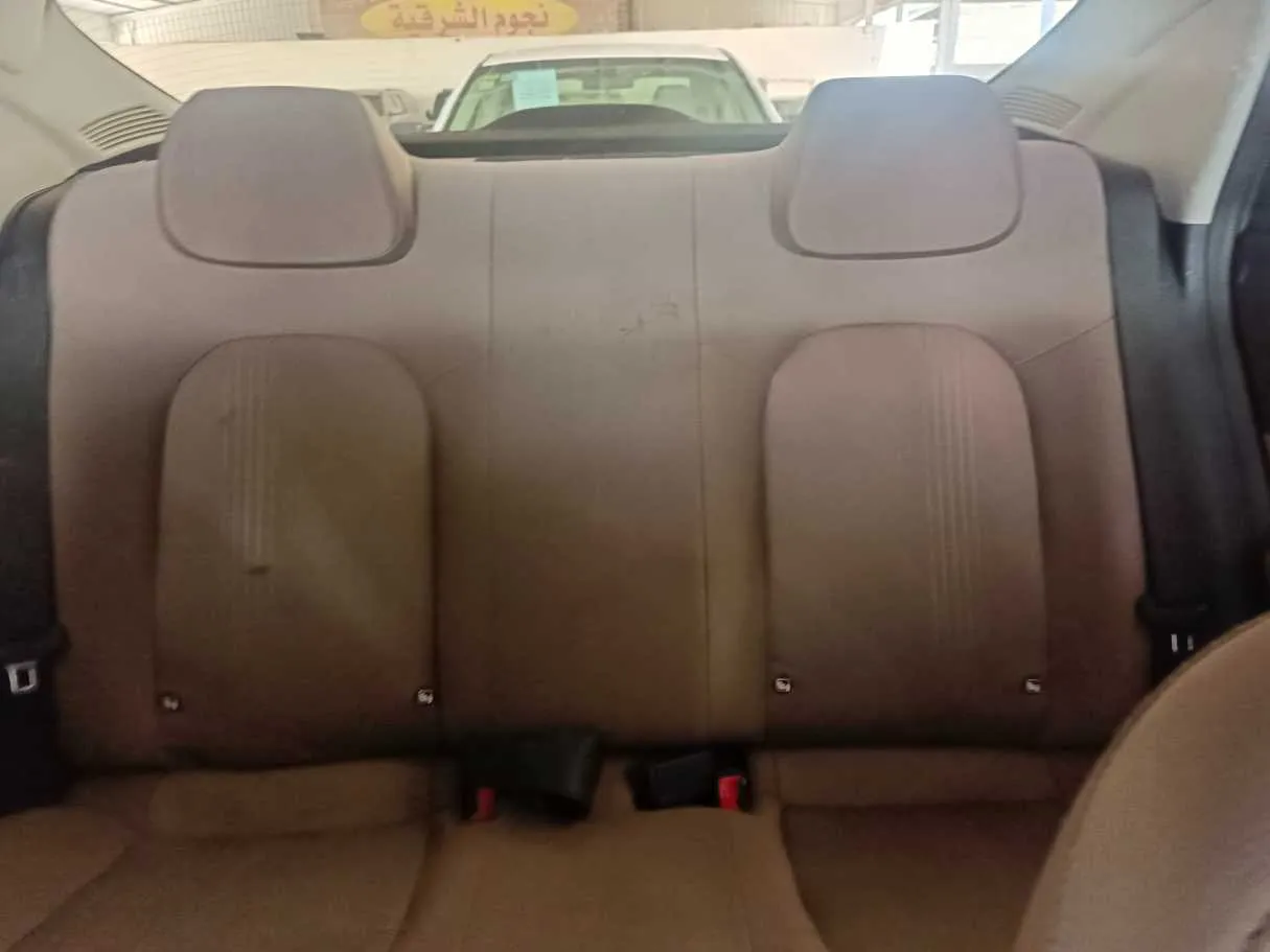 Car image 22
