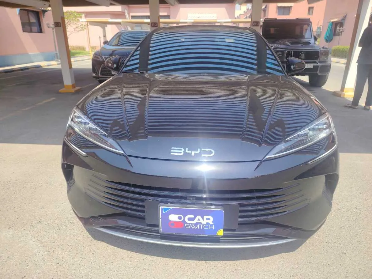 Car image 2