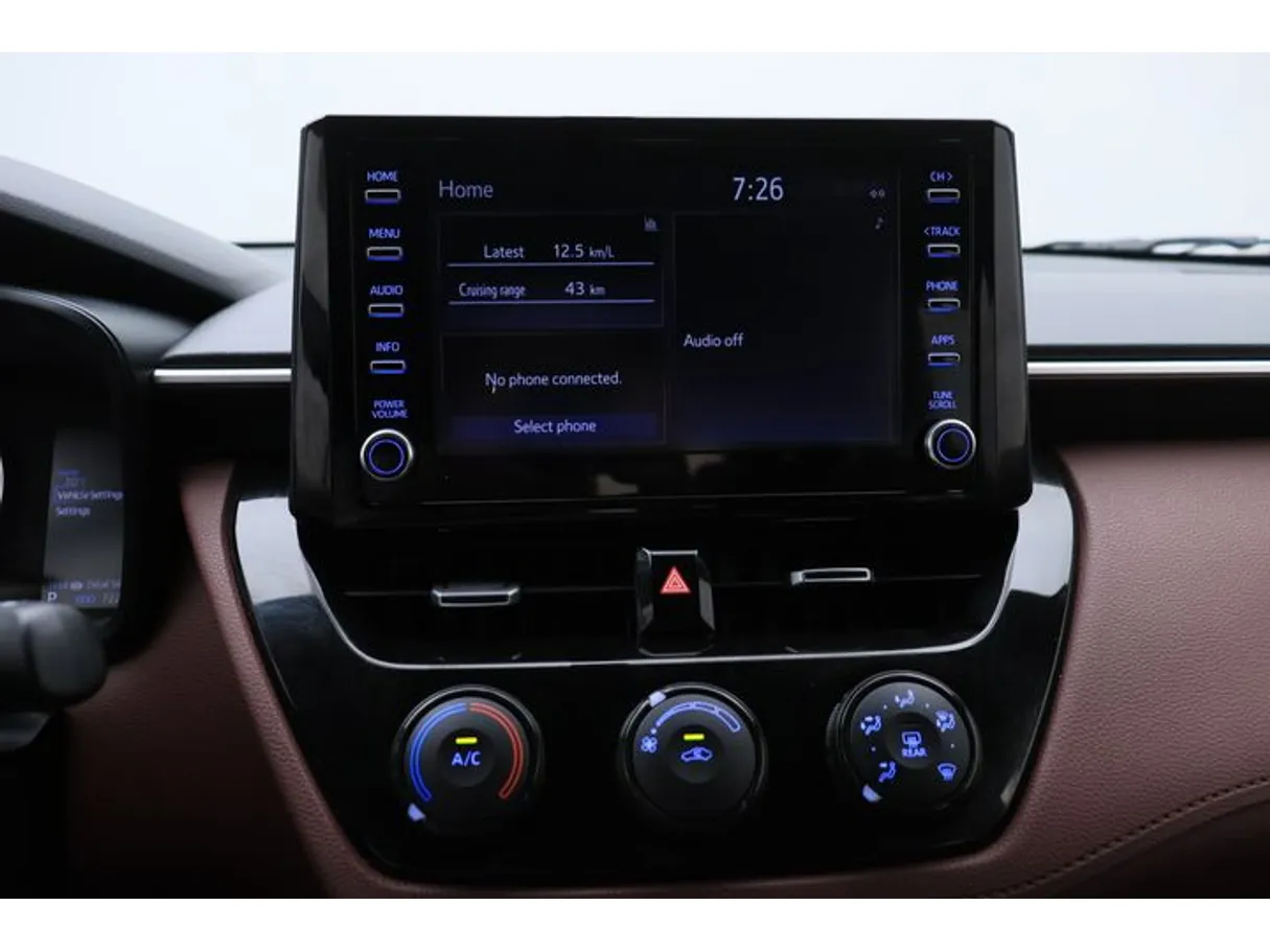 Car image 5