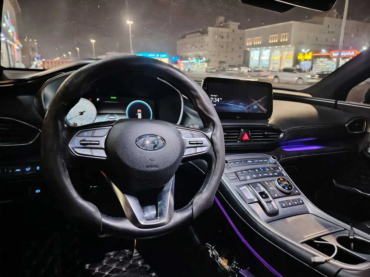 Car image 27
