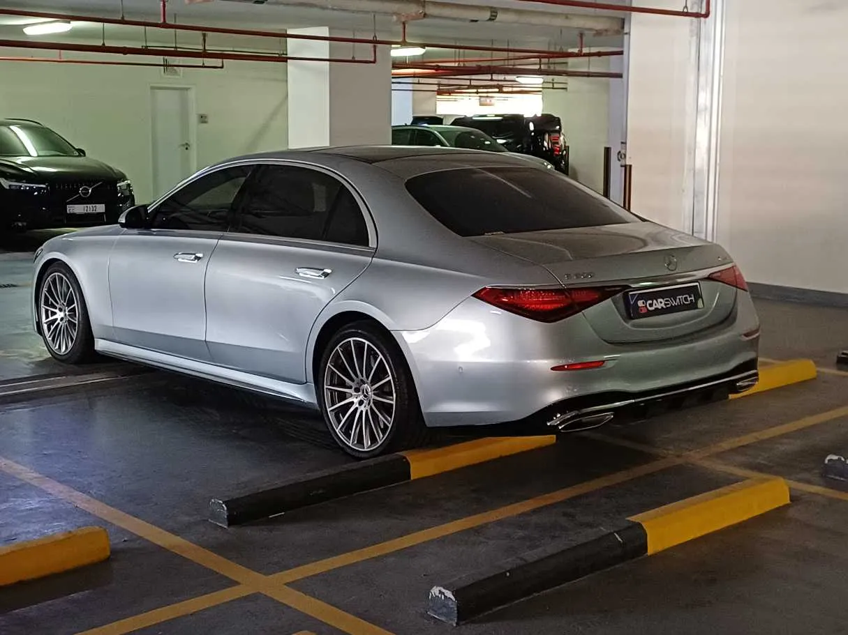 Car image 7