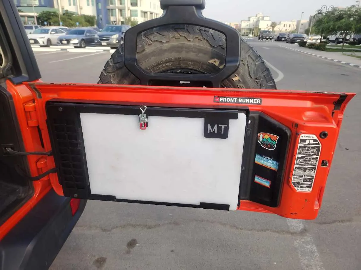 Car image 29