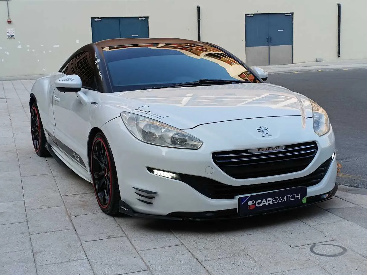 Car image 3