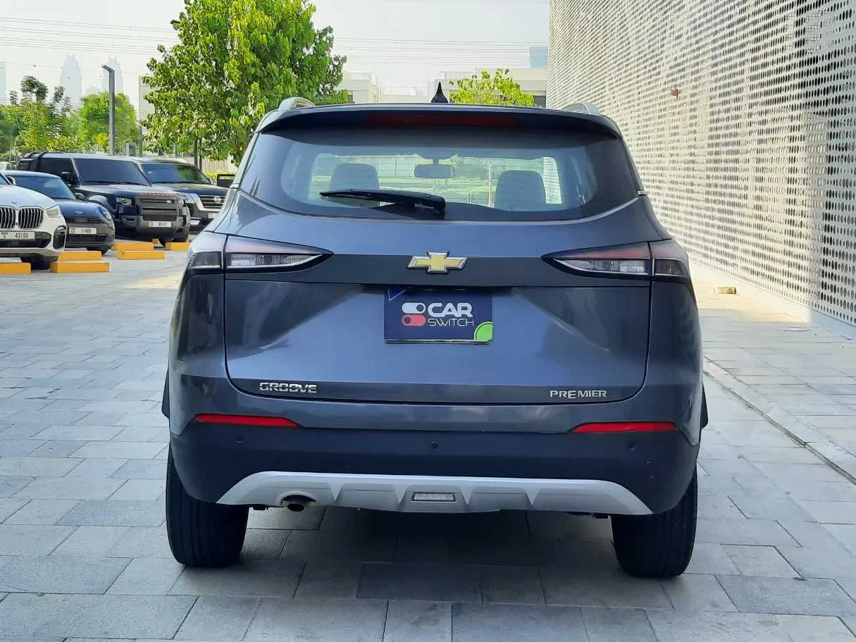 Car image 6