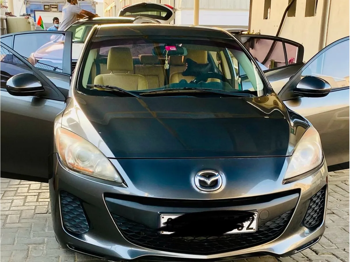 Car image 3