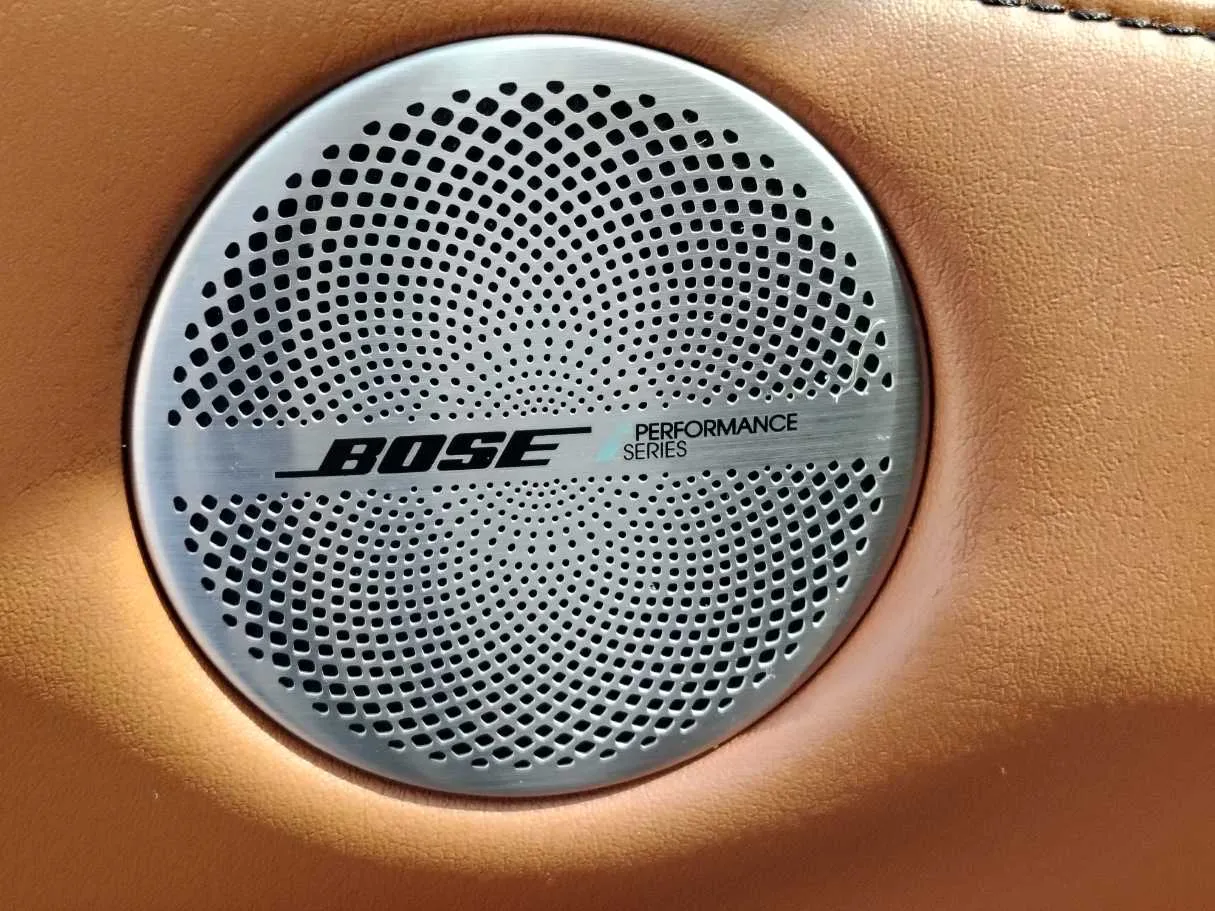 Car image 33