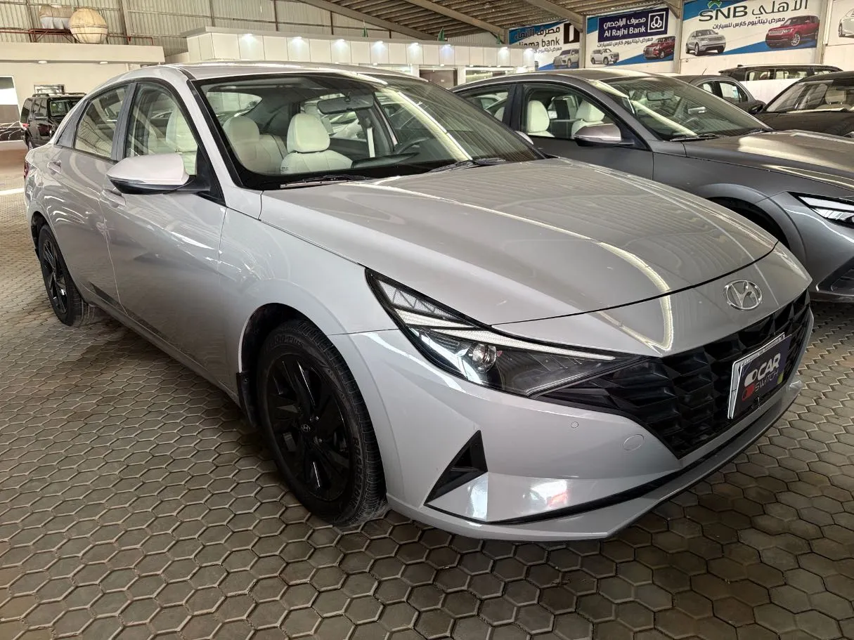 Car image 2