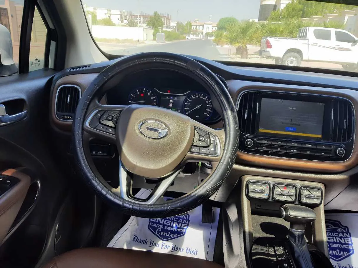 Car image 17