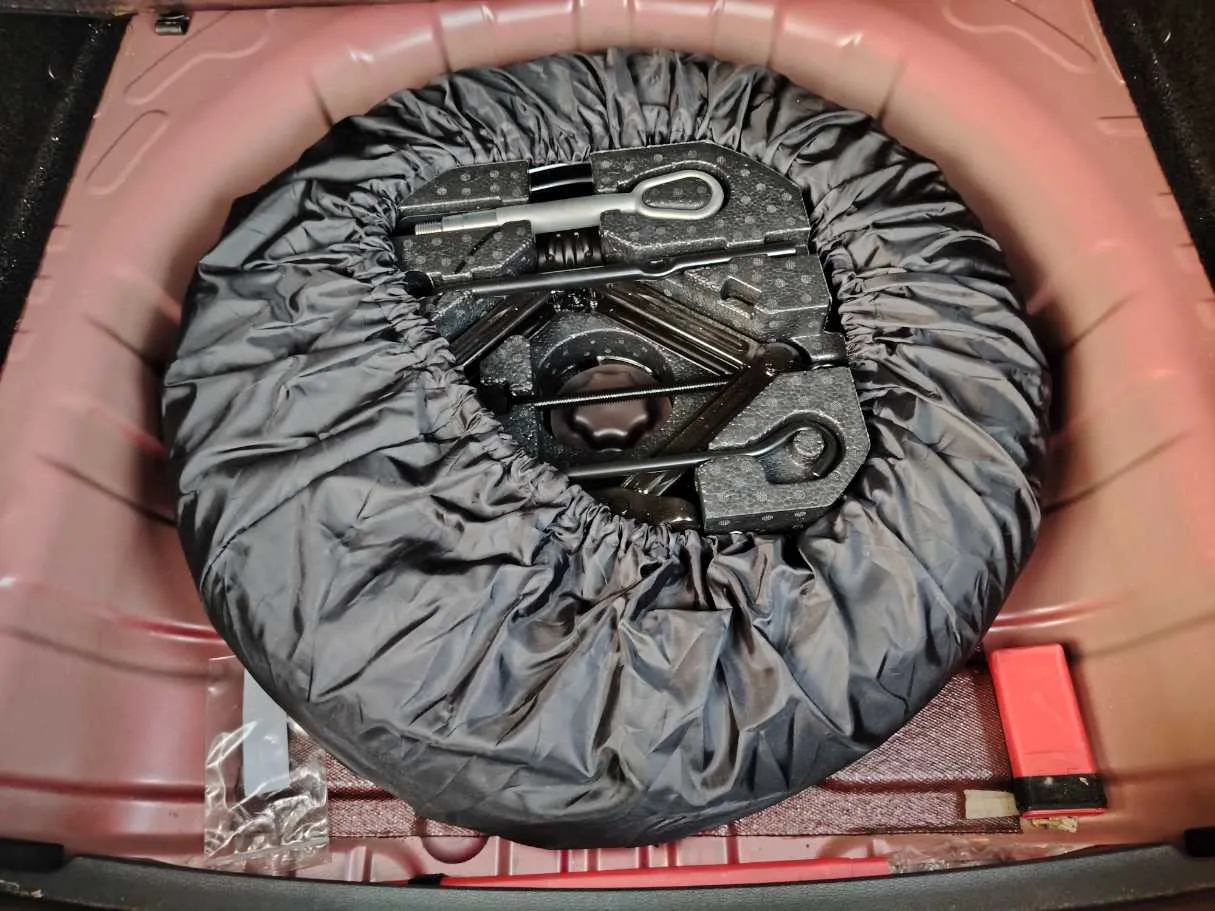 Car image 31