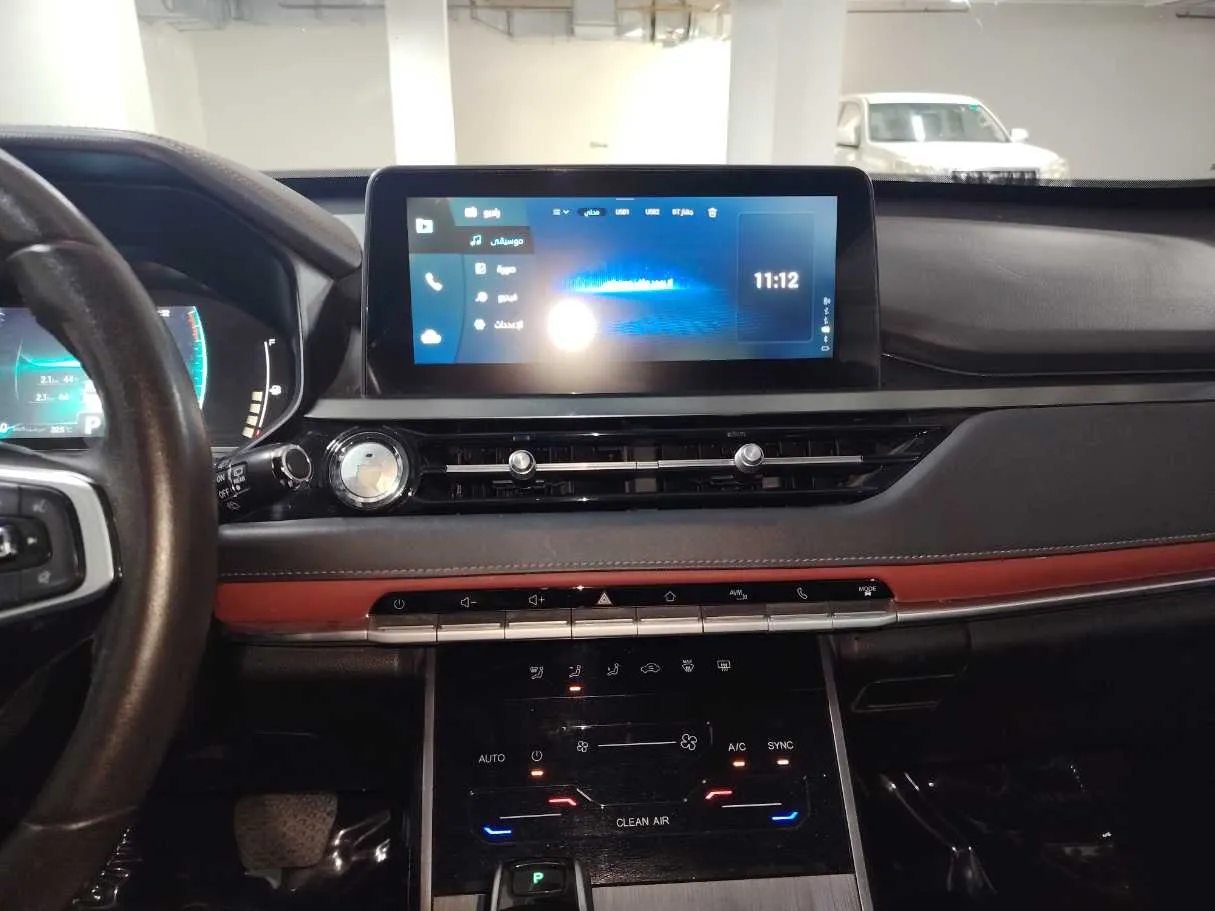 Car image 21