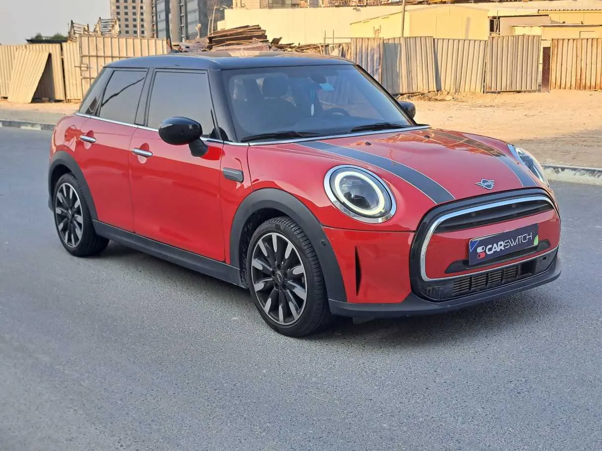 Car image 3