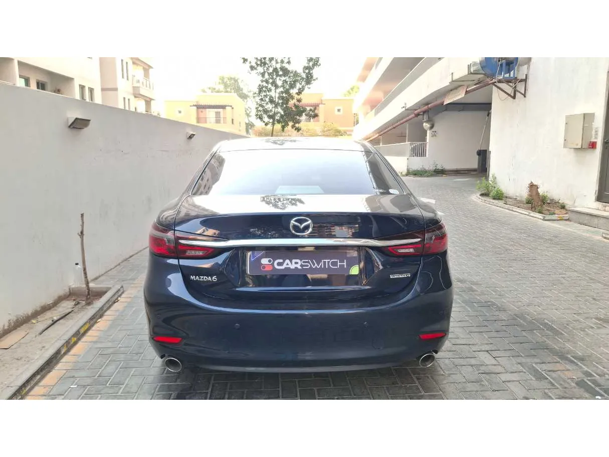 Car image 6