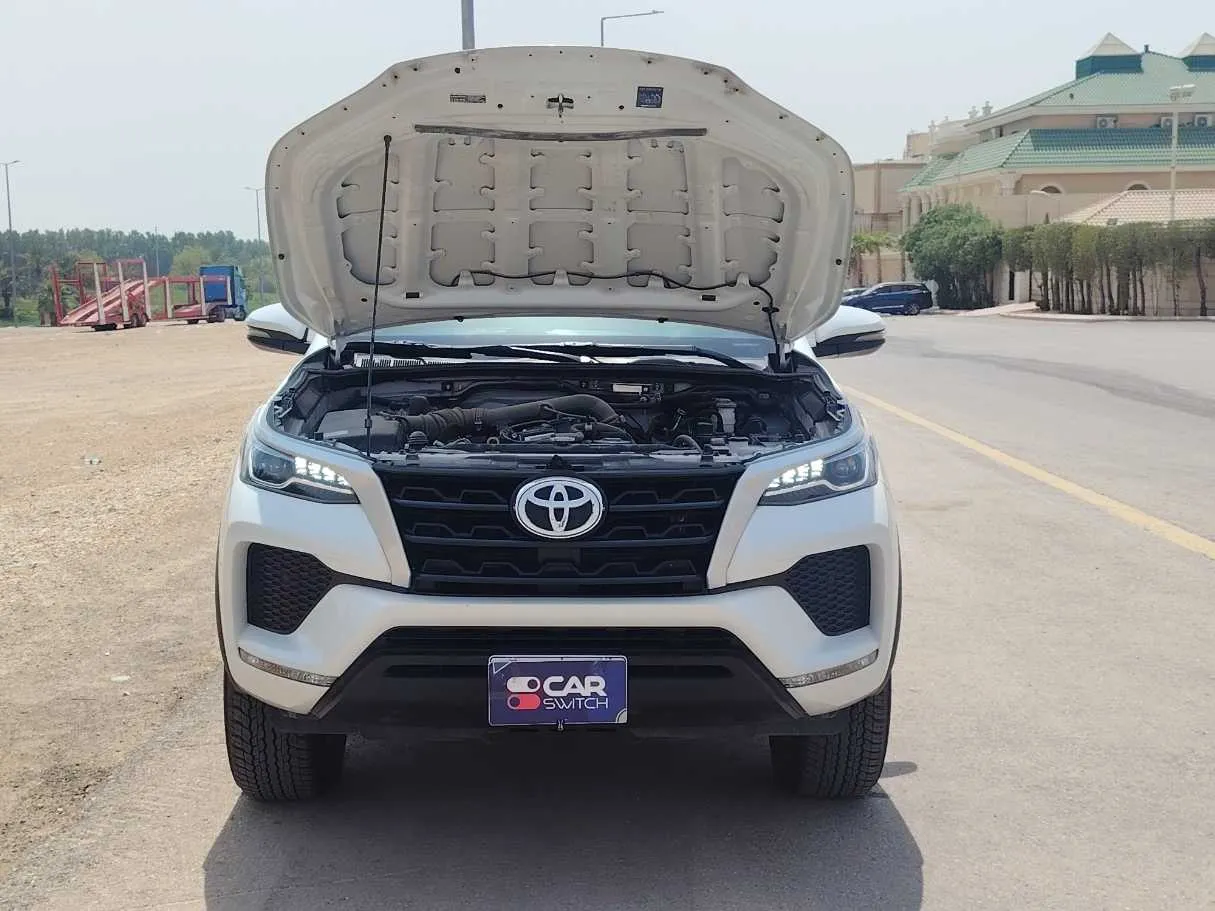Car image 31