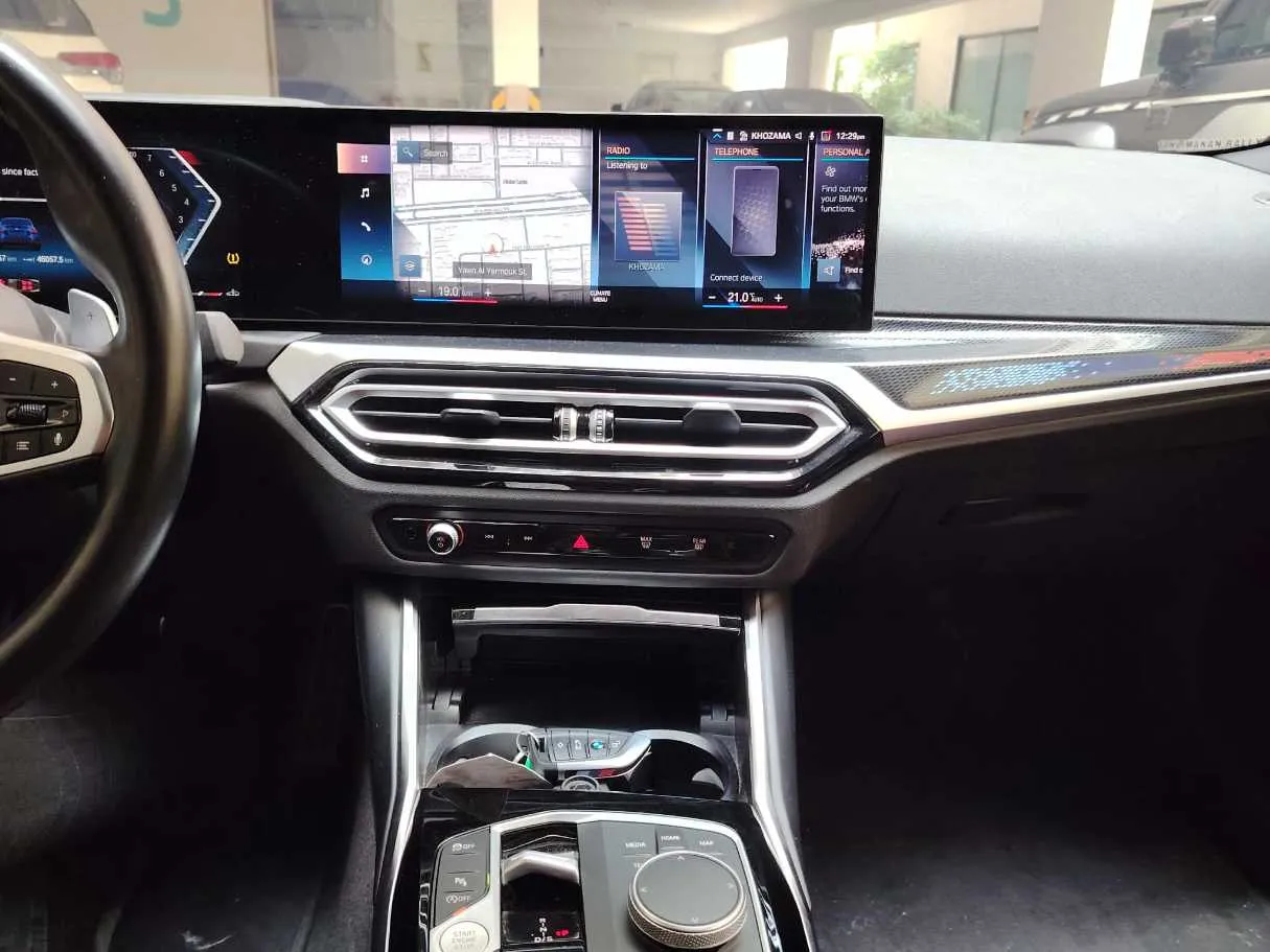 Car image 23