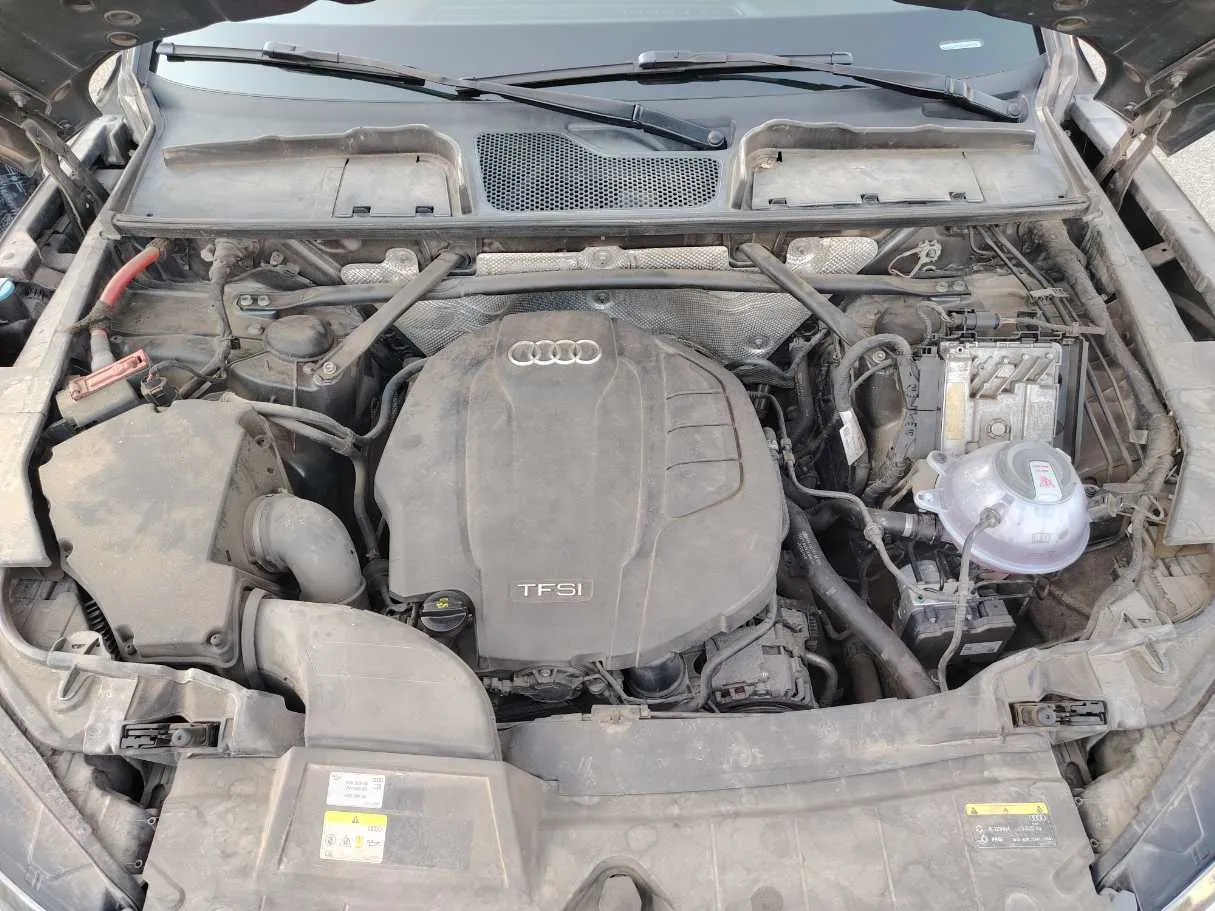 Car image 36