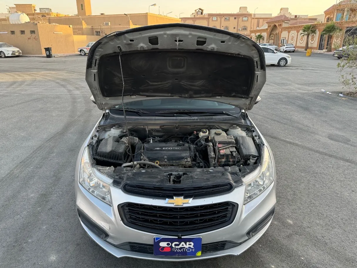 Car image 30