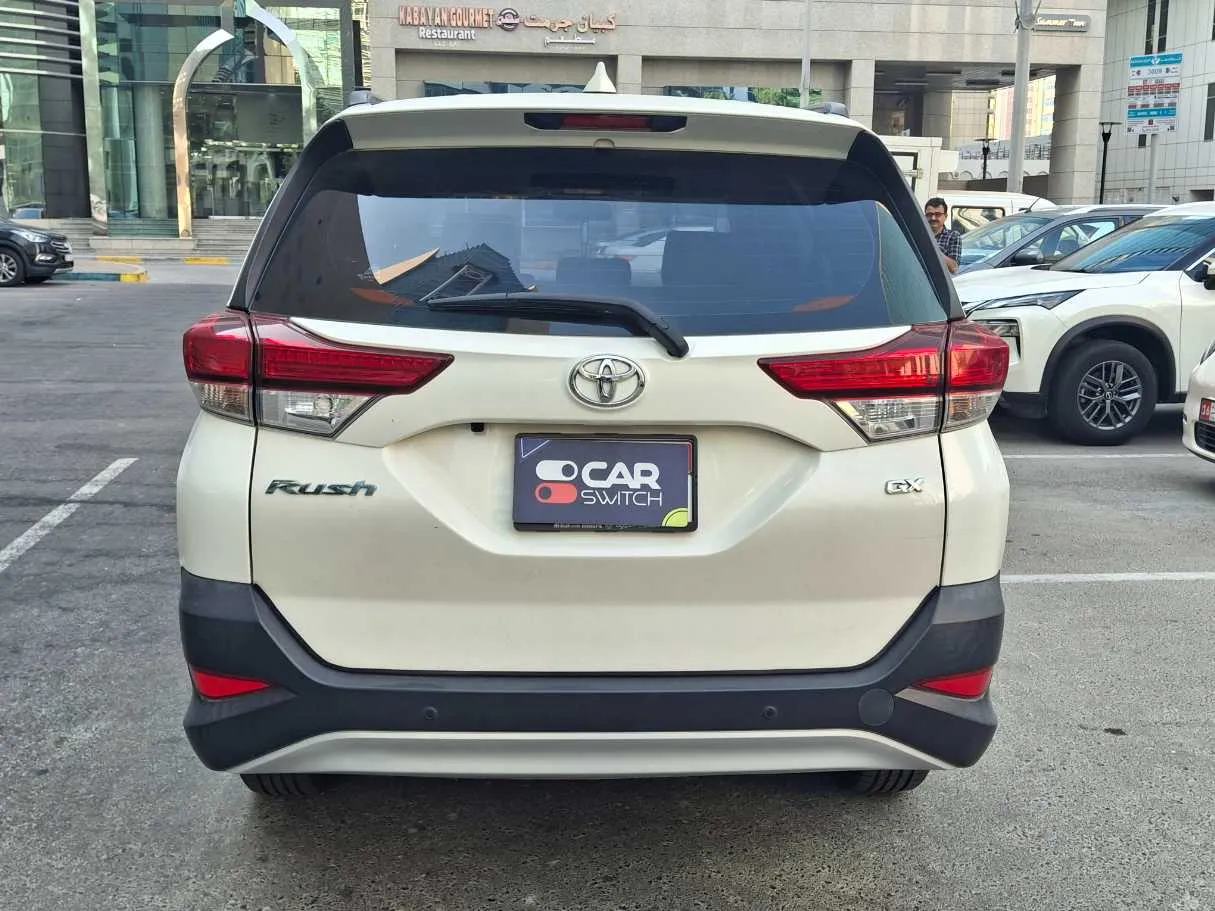 Car image 6