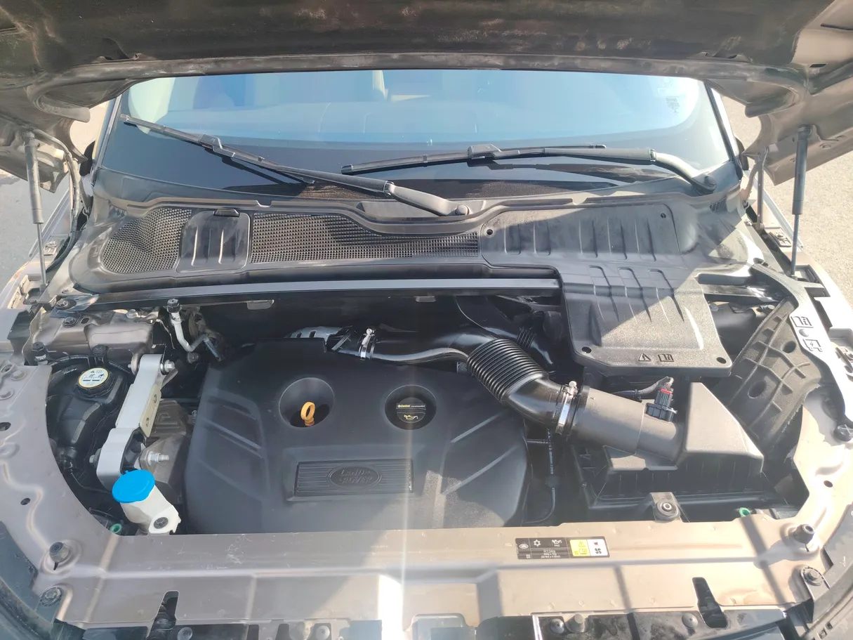 Car image 35
