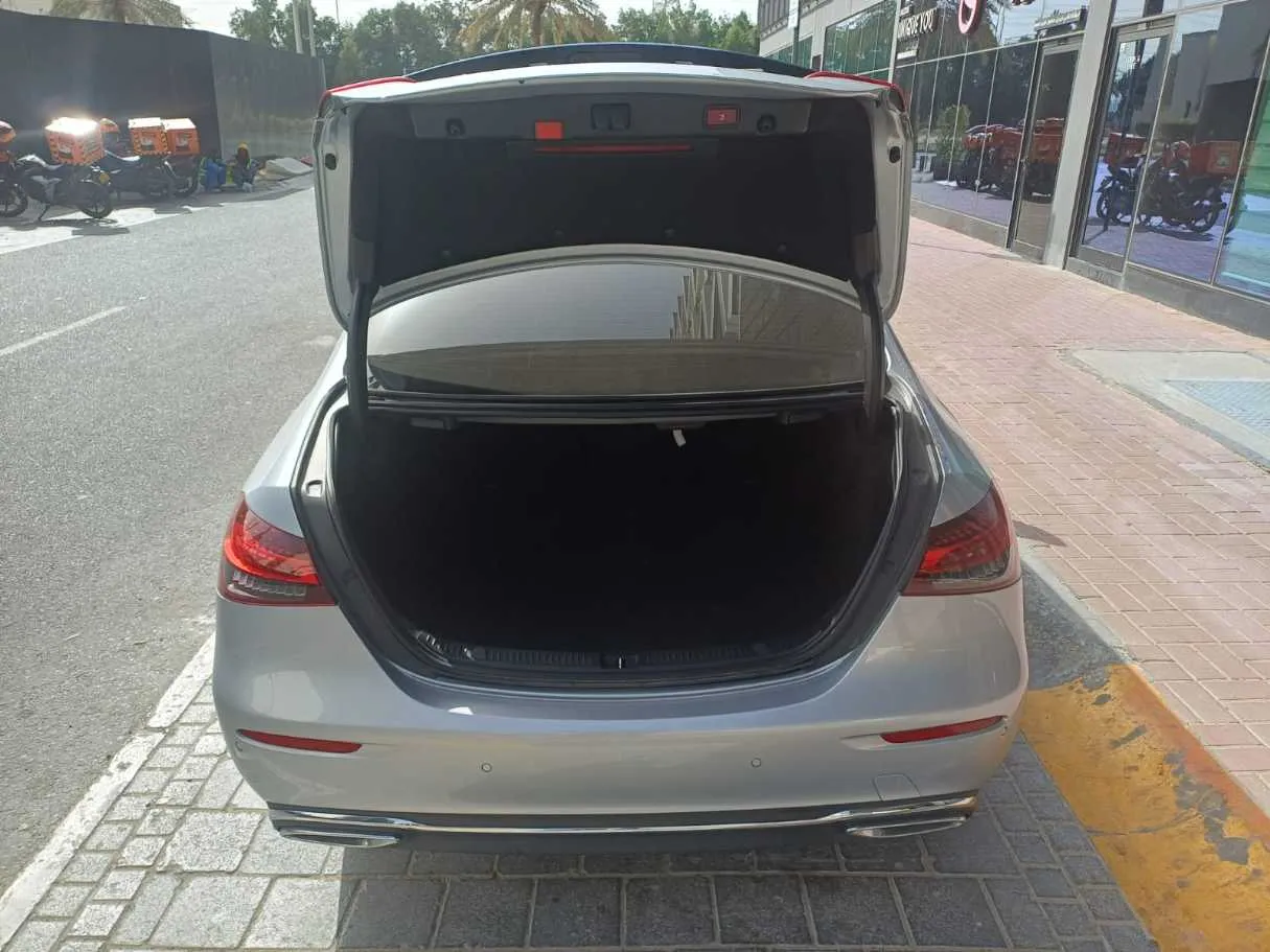 Car image 23