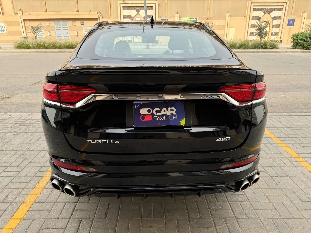 Car image 6