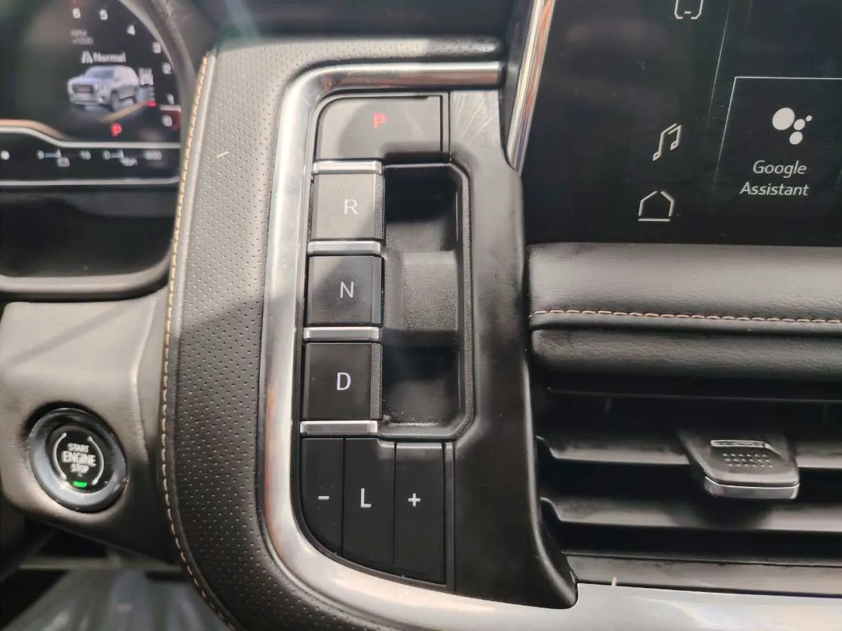 Car image 20