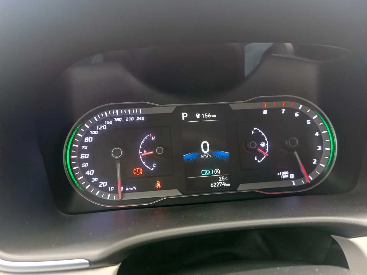 Car image 25