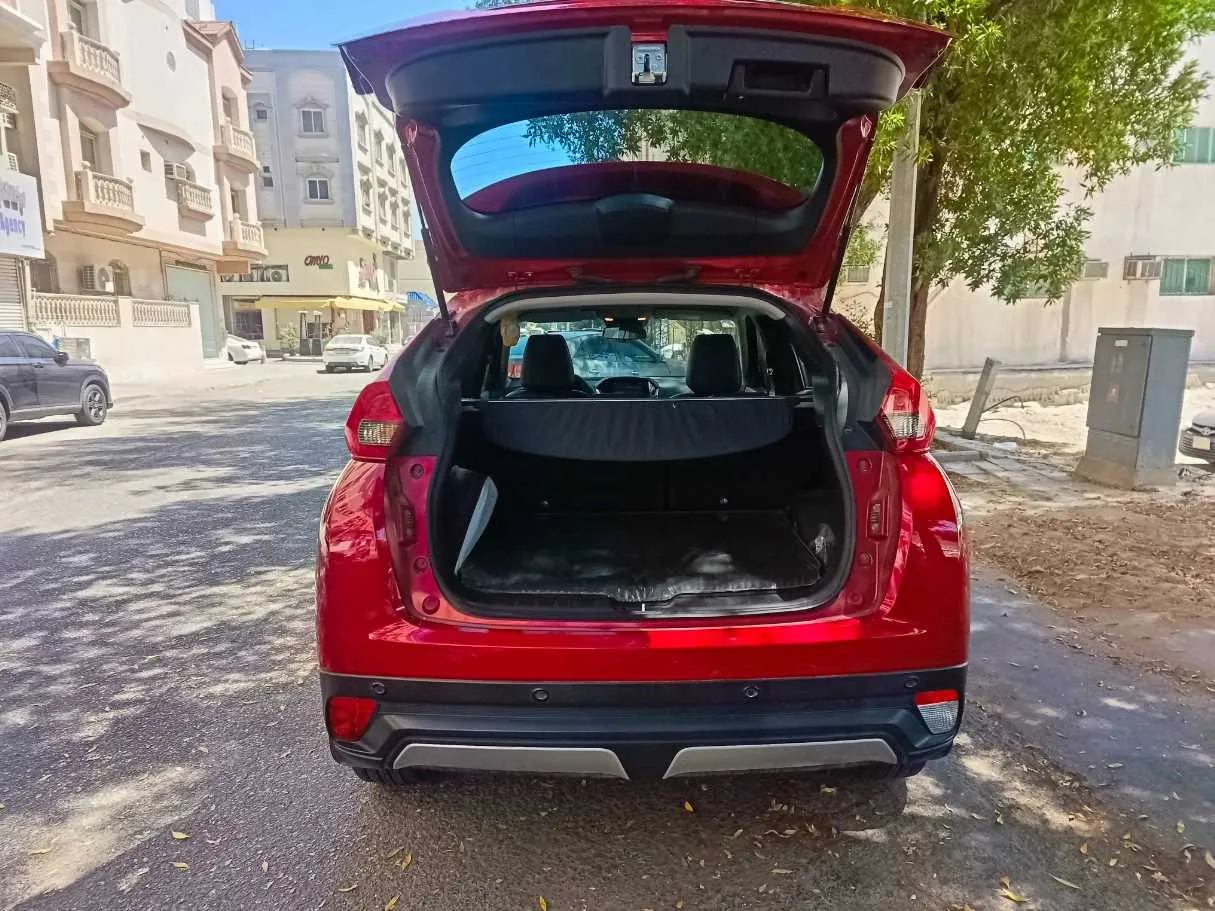 Car image 23