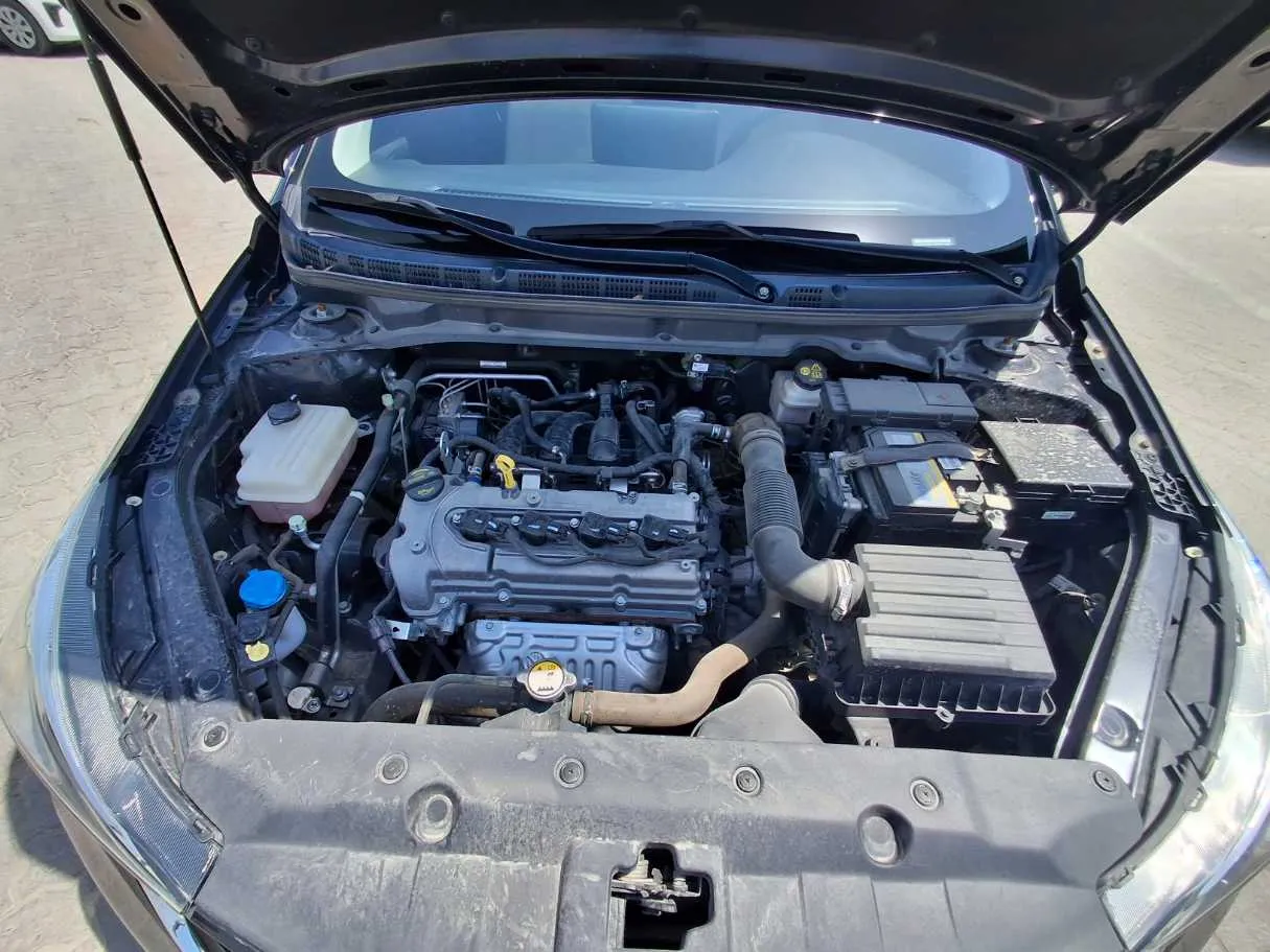 Car image 20