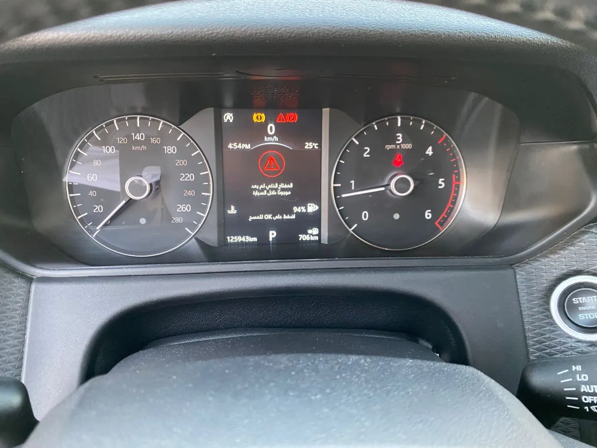Car image 18