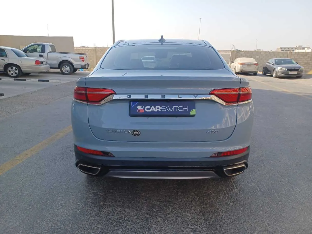 Car image 6