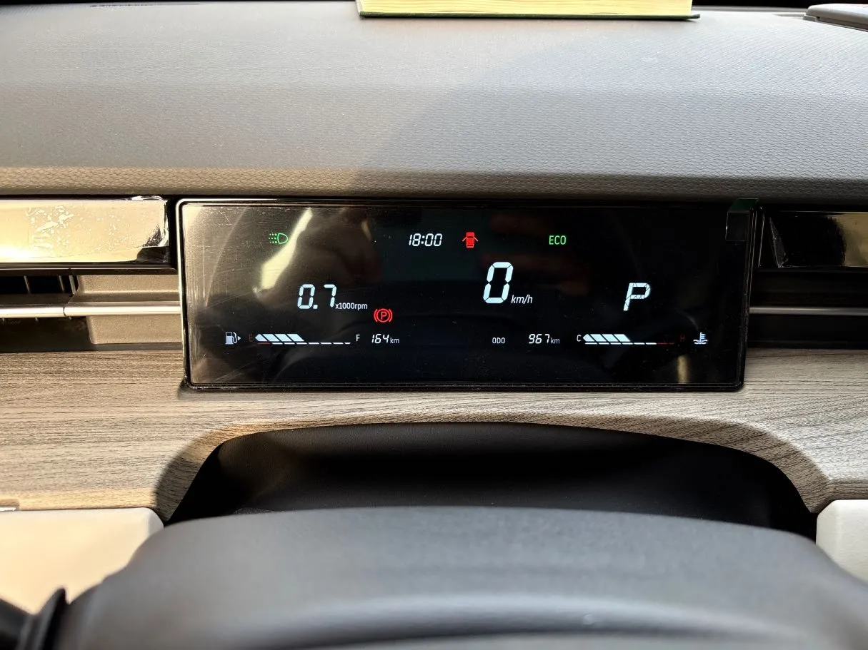 Car image 23
