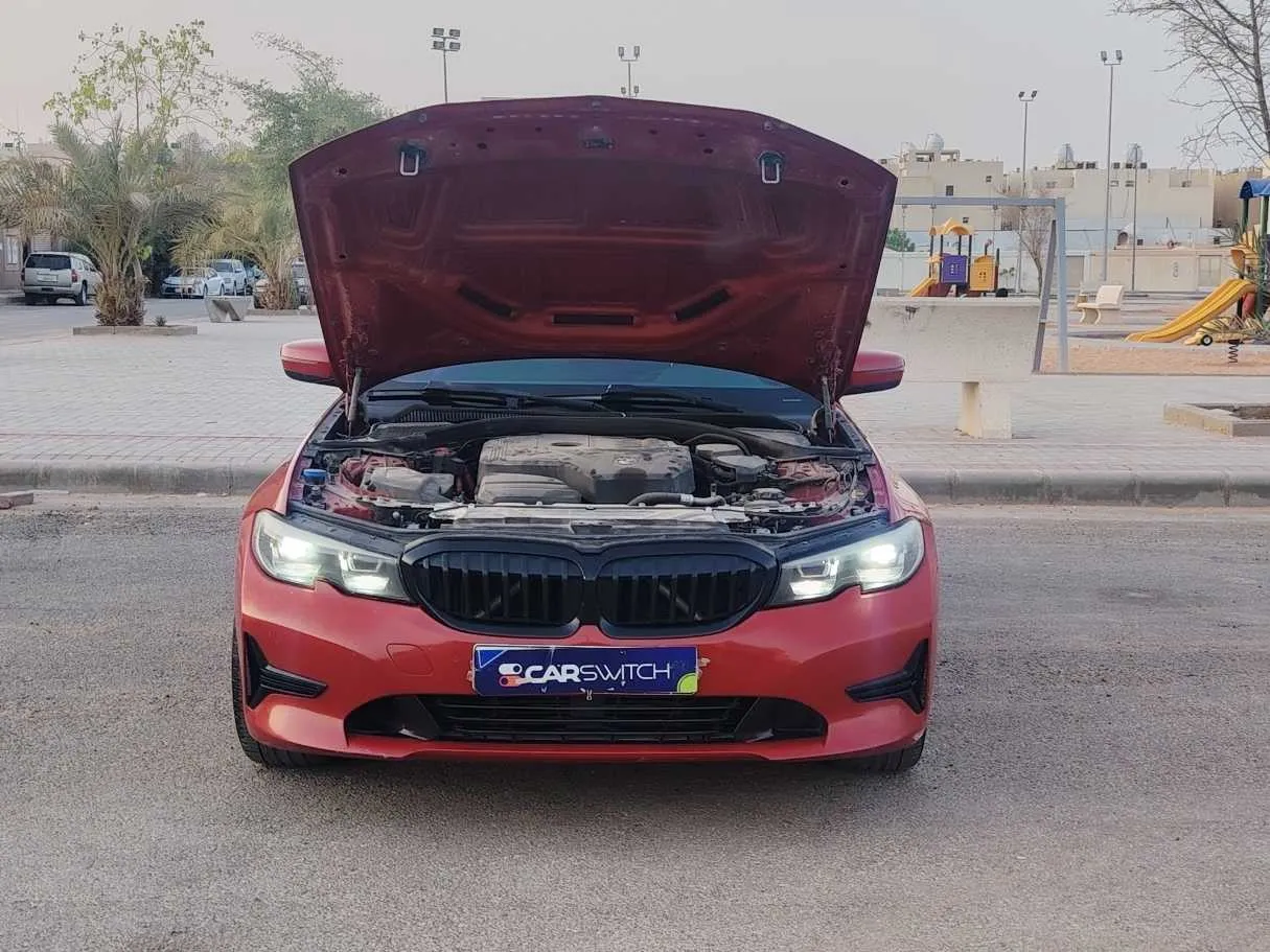 Car image 32