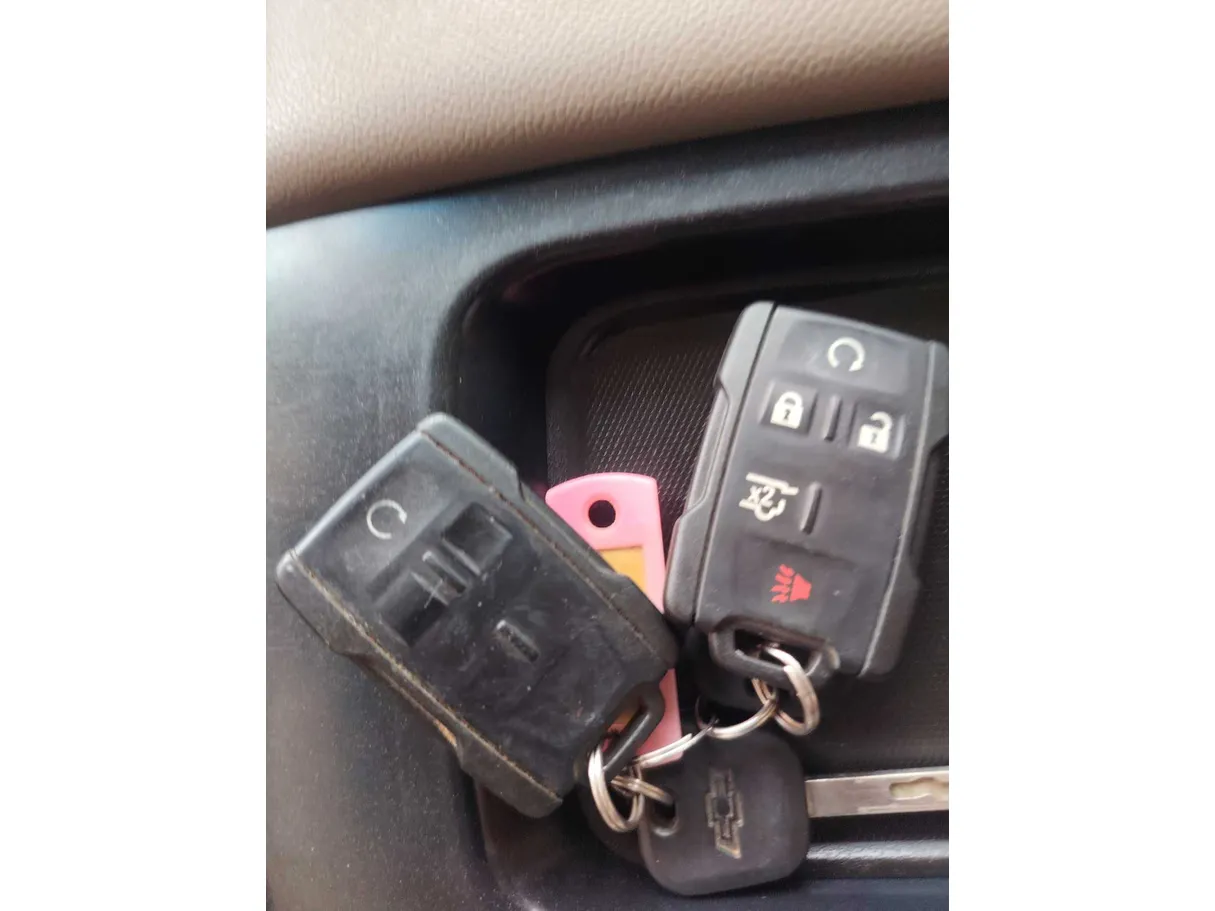 Car image 34