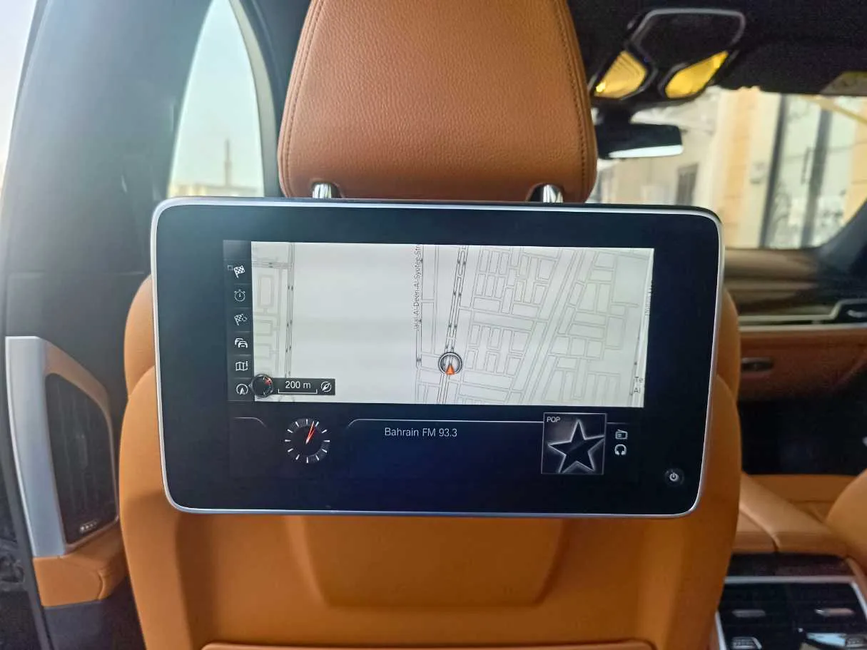 Car image 29