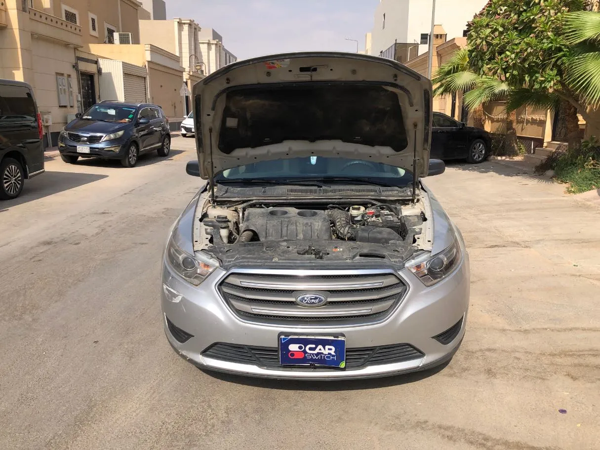 Car image 22