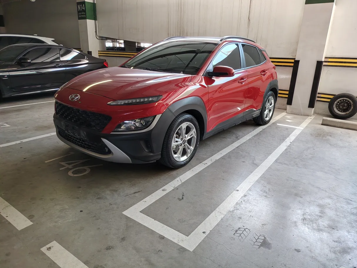 Car image 4