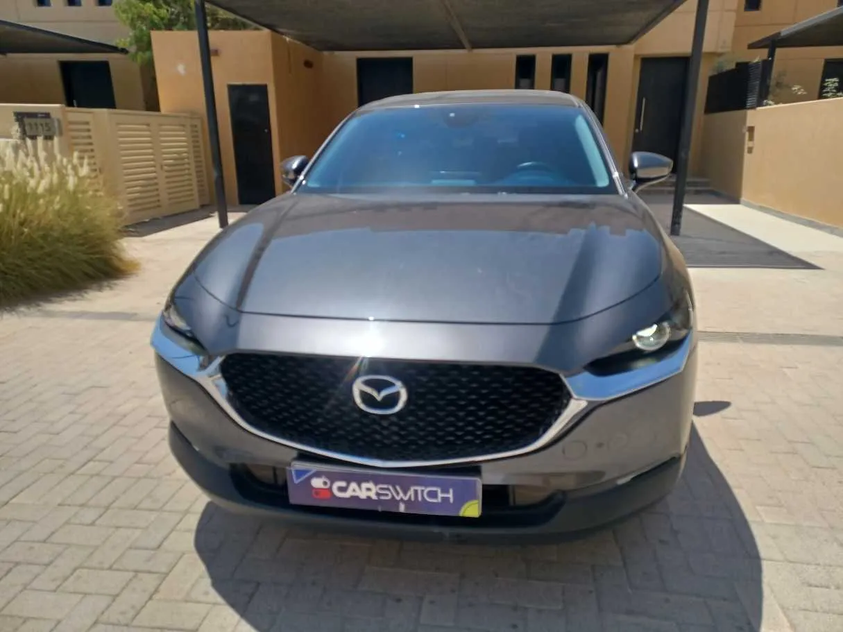Car image 2