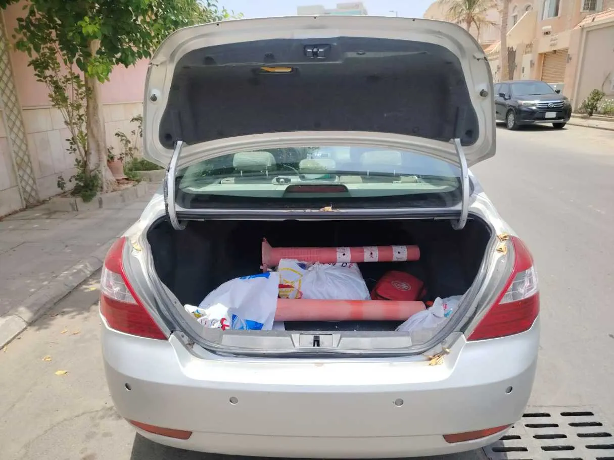 Car image 31