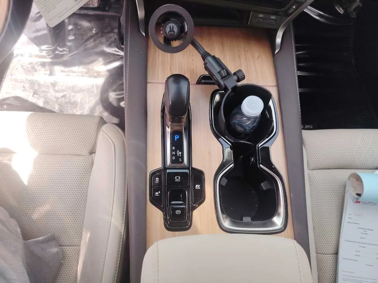 Car image 21