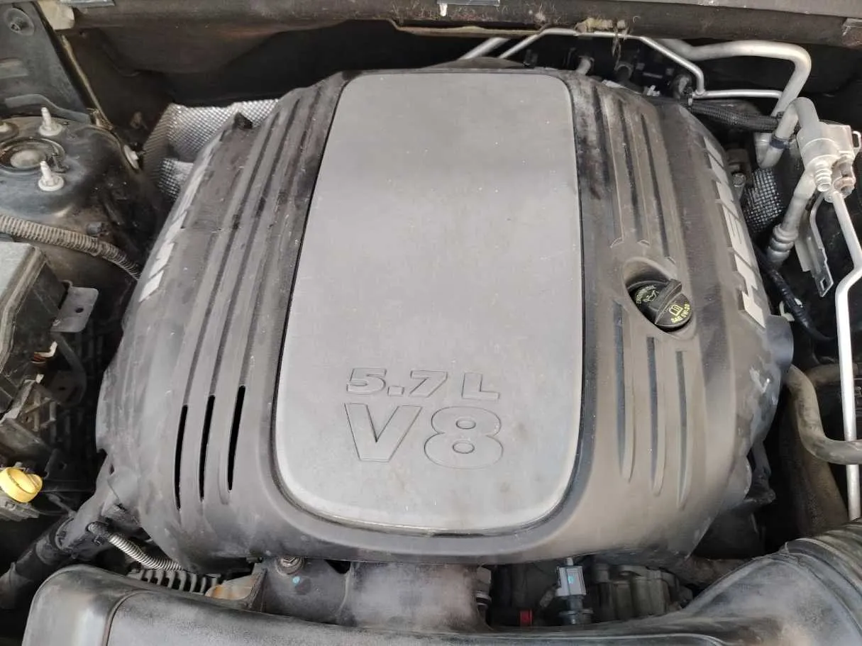 Car image 49