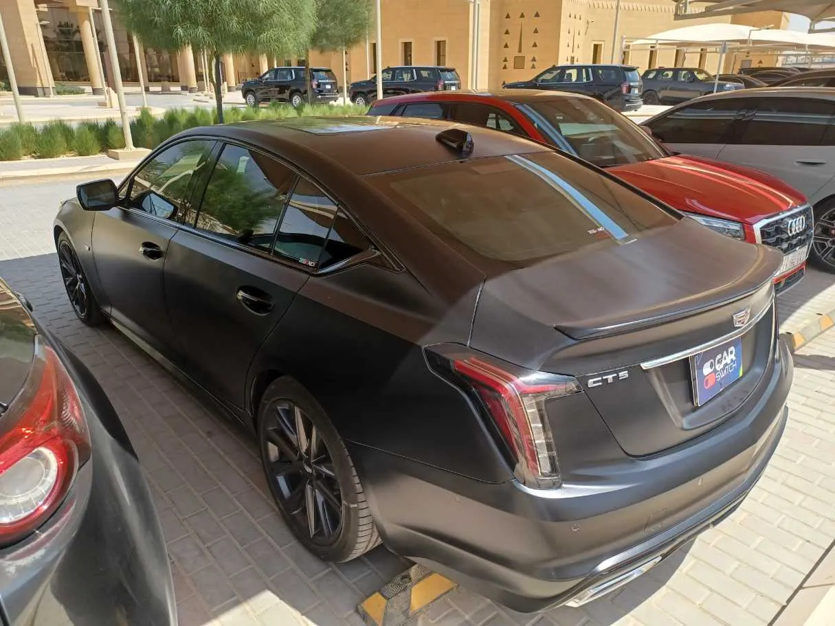 Car image 6
