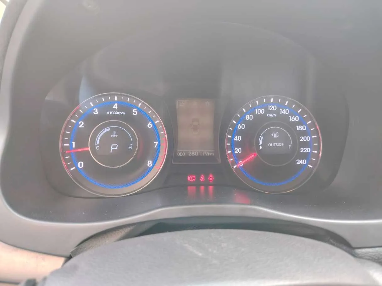 Car image 22