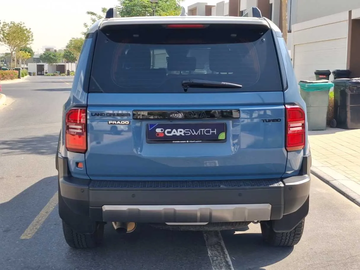 Car image 6